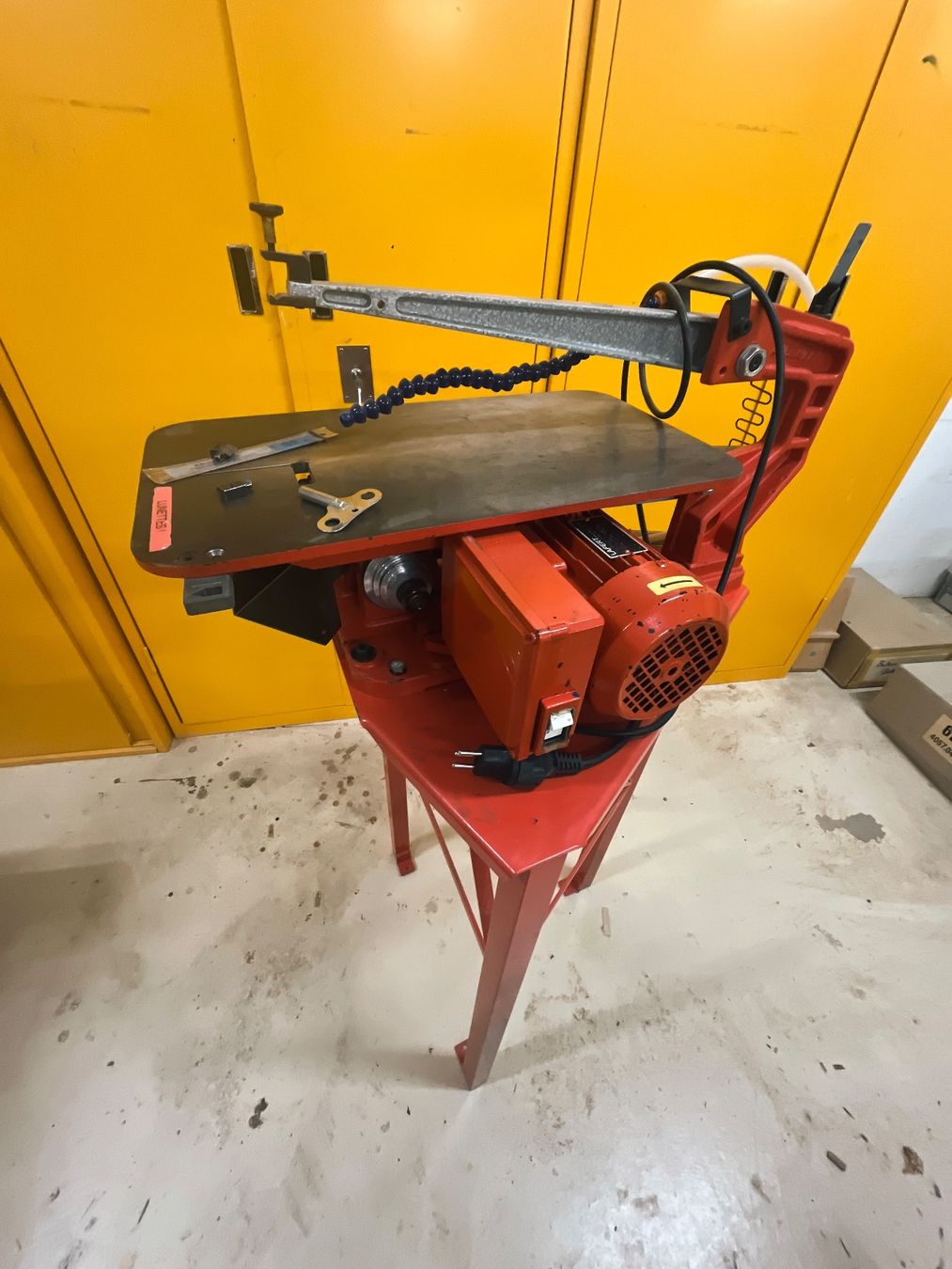 Scie à chantourner Hegner Multicut 2S – fonctionnelle - Bricolage
