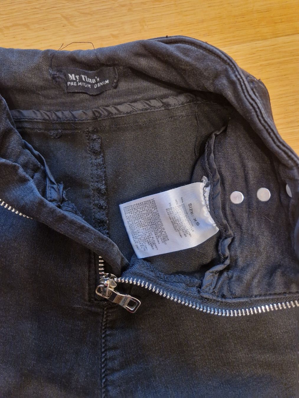 Jeans: Jean noir Tingo's taille xs – Usato da Penthaz venduto da Sosotroc 1