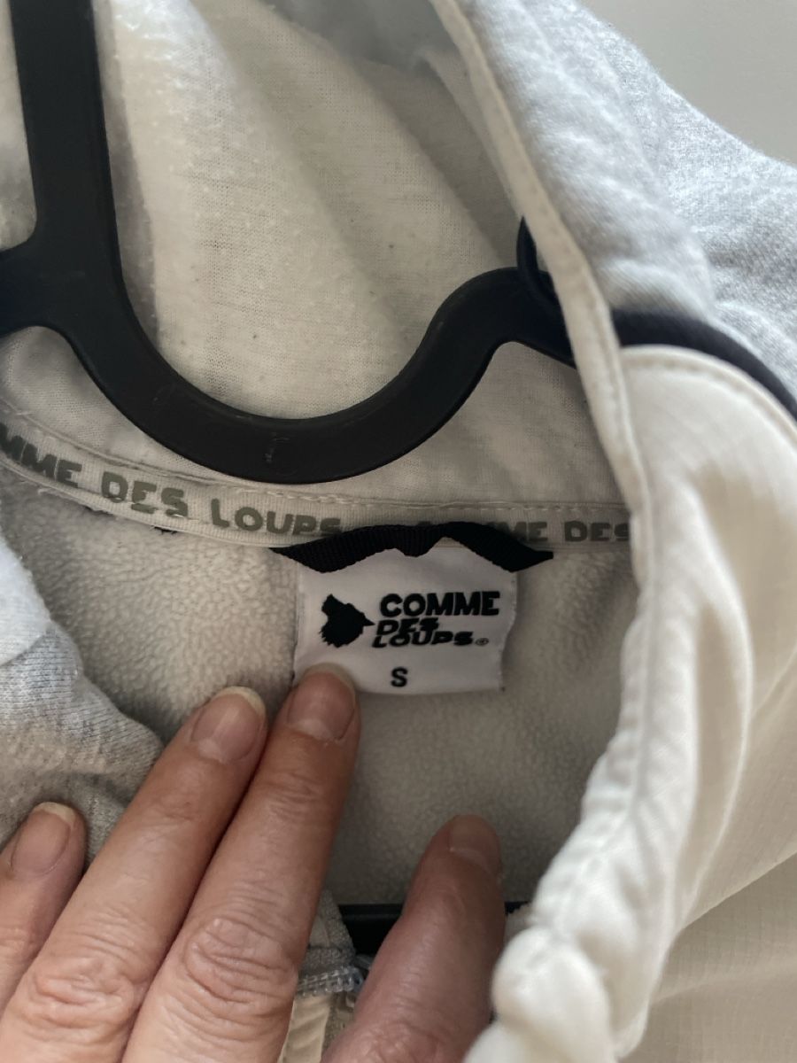 Giacche & Cappotti: Veste zippée à capuche Comme des Loups gris taille S – Usato da Yverdon-les-Bains venduto da mar_hg5t 2