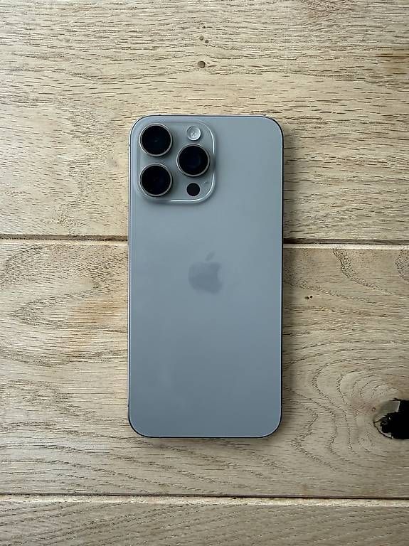 Apple Telefoni cellulari / Smartphones: iPhone 15 pro Max 512 GB – Usato da Dietikon venduto da van_7d55 1