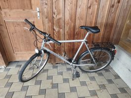 Velo sucht neues Zuhause