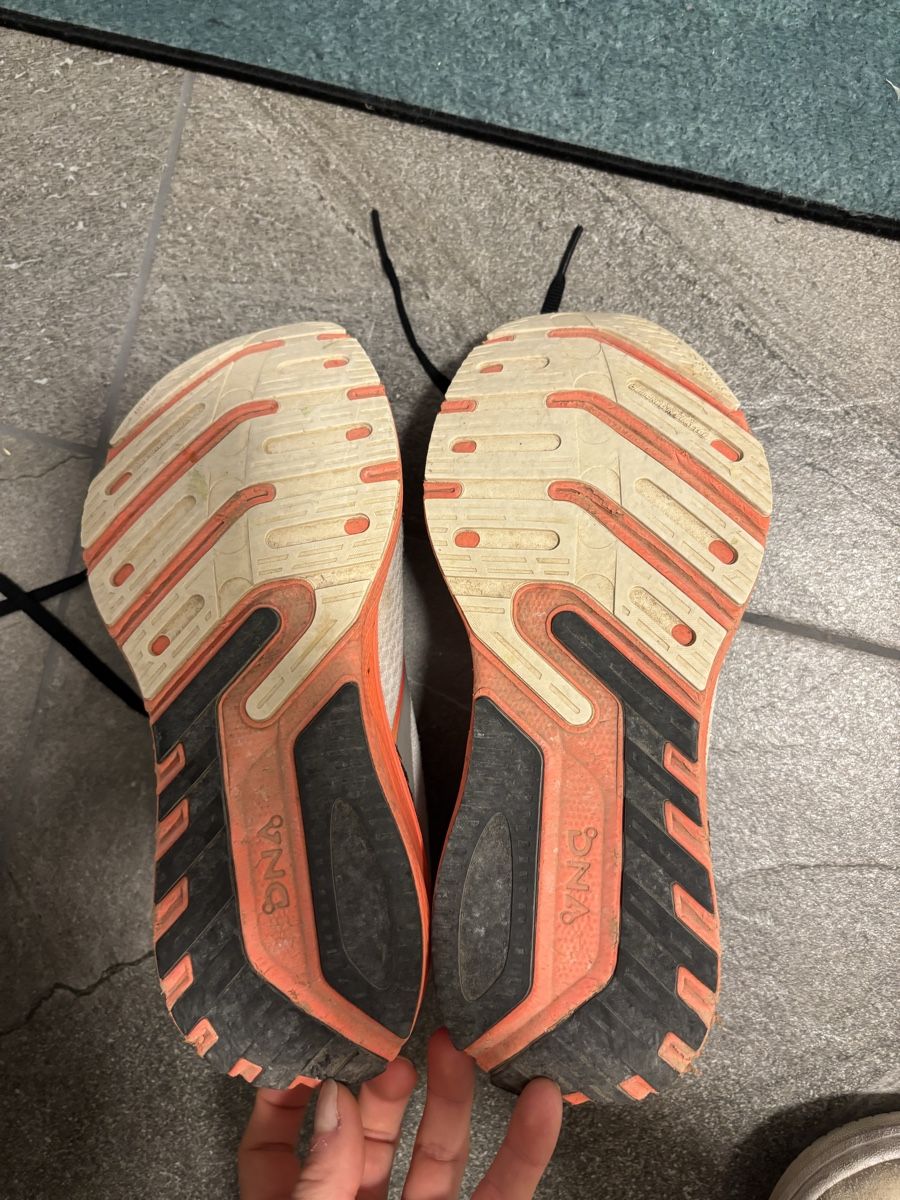 Brooks Chaussures hommes: Laufschuhe Brooks Launch GTS Gr. 38.5 – D'occasion à Oberhofen Thun'see par janine.70 2