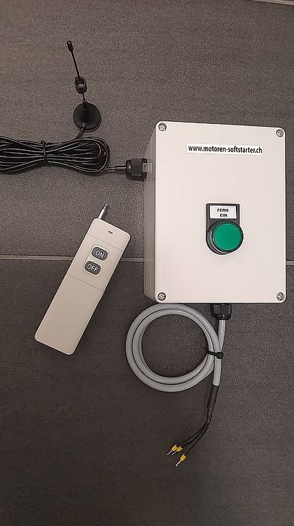 Telecomandi: Fernsteuerung 230V oder 400V bis 2500m – Nuovo e nell'imballaggio originale da Rothenthurm venduto da DS12A