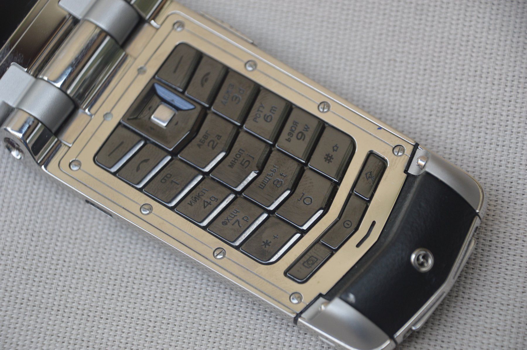 Vertu Telefoni cellulari / Smartphones: Vertu Constellation F – Usato da Collonges venduto da Auganien 4