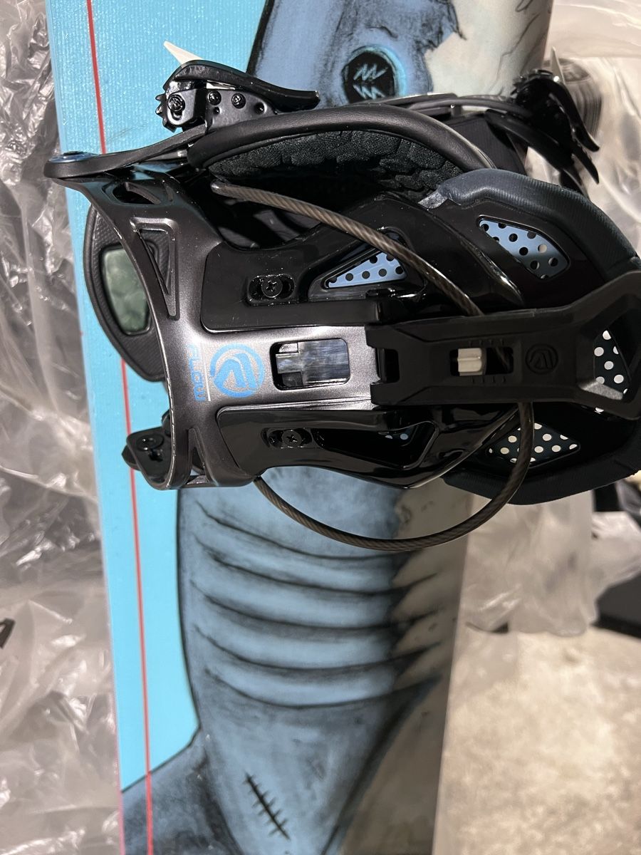 K2 Board: K2 Snowboard mit Bindung, Top Zustand – Nuovo (secondo la descrizione) da Wädenswil venduto da Cyril240 4