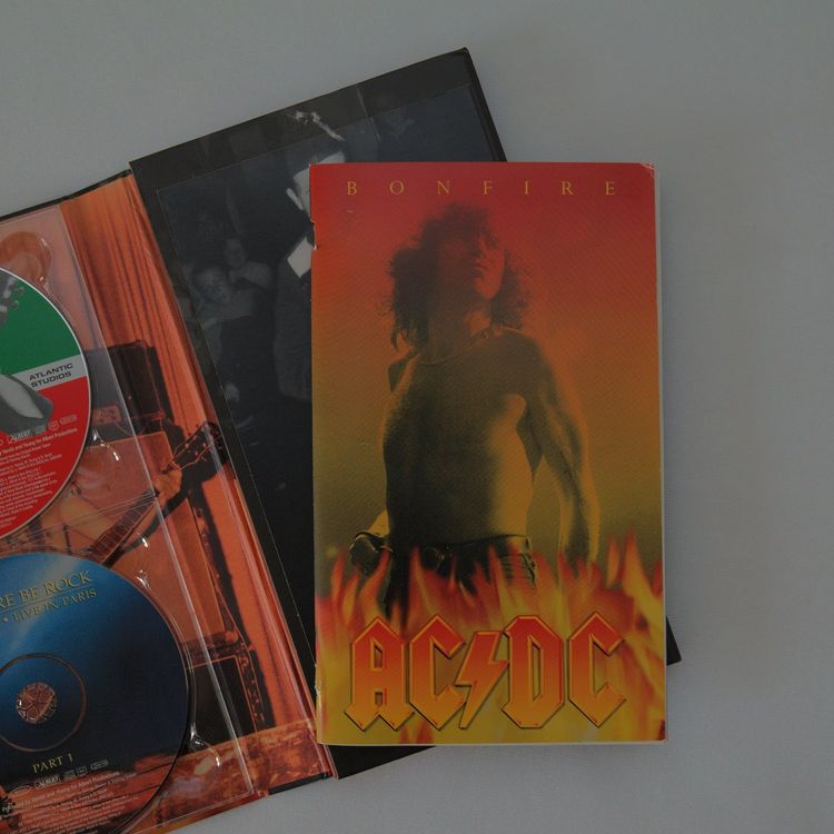 AC/DC Bonfire CD’ (Gebraucht) in Frauenfeld für CHF 9 – mit Lieferung ...