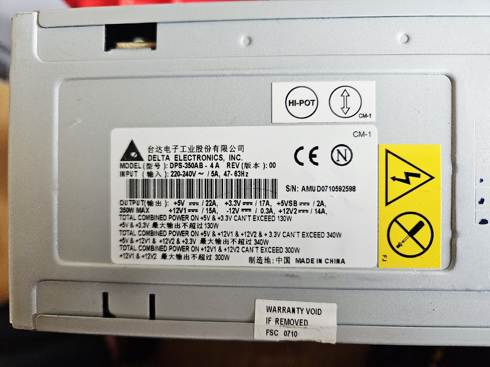Componenti elettronici: Delta Electronics Netzteil DPS-350 Watt. Top zustand. – Usato da Neftenbach venduto da Wummwila