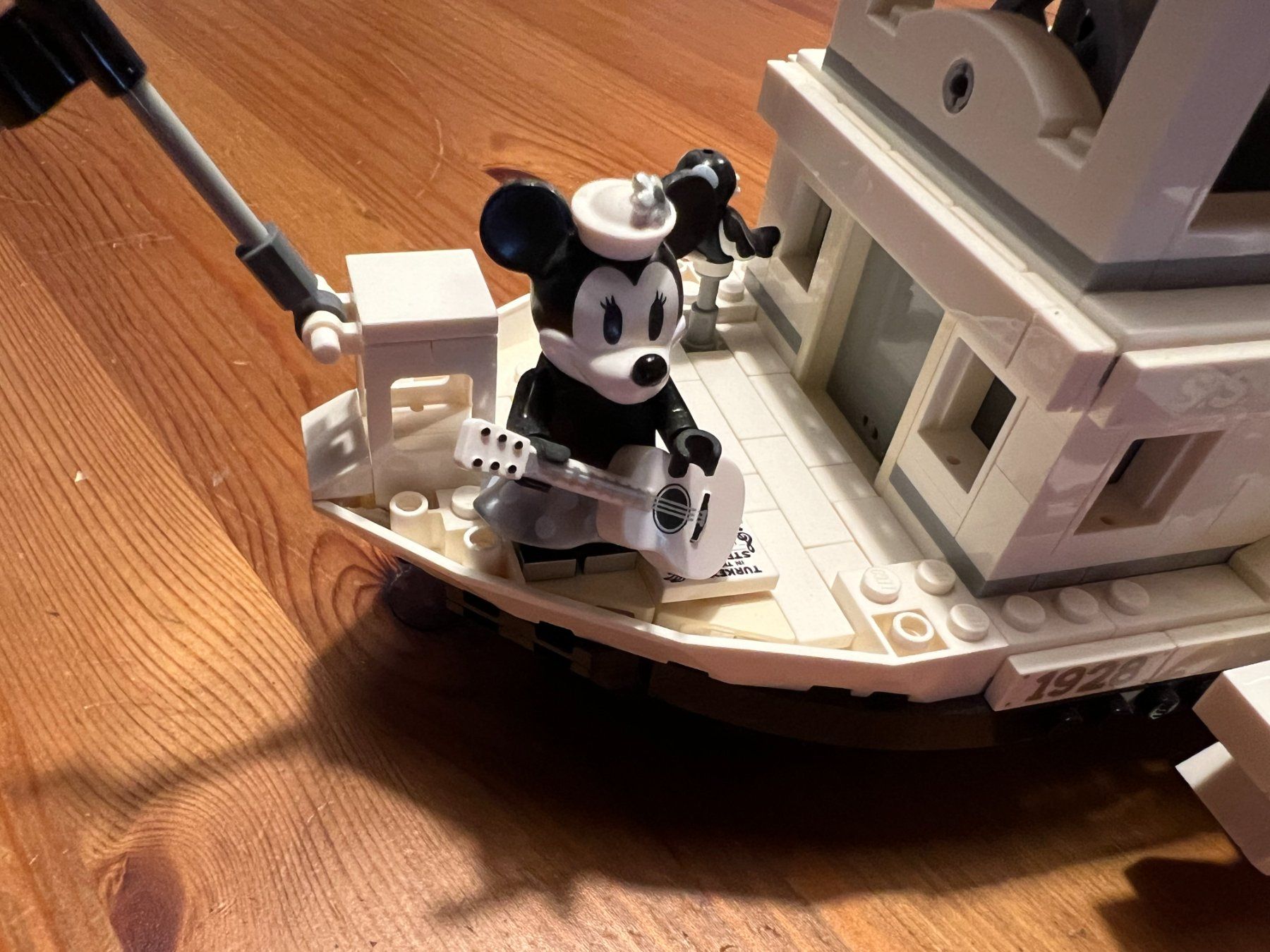 Lego Giocattoli: Lego Mickey Mouse Steamboat Willie – Usato da Uster venduto da Stoessda 1