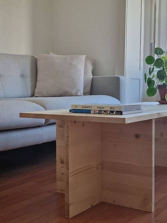 Tische: Design Holztisch – Gebraucht aus Zürich von lisanfont 2