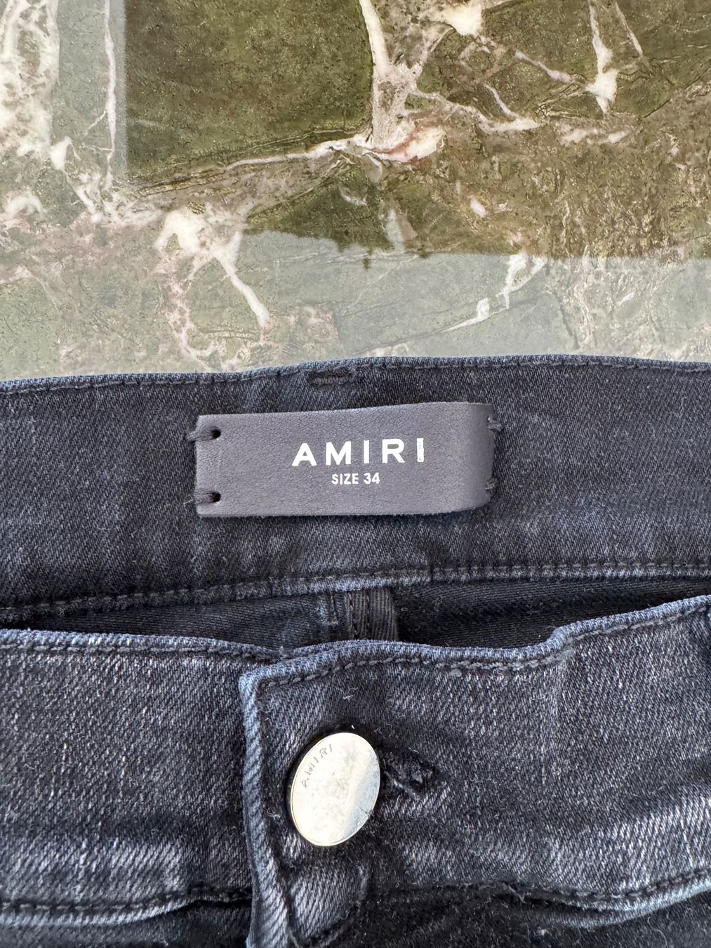 Amiri Jeans: Jeans slim Amiri – Usato da Genève venduto da kil_bxc8 2