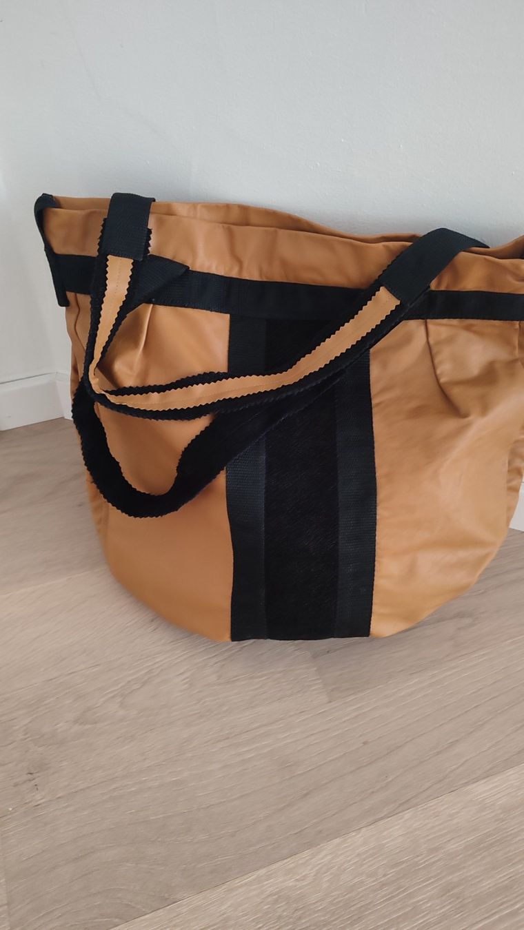 Borse da donna: Leder Tasche. Cool Farbe – Nuovo (secondo la descrizione) da Bellikon venduto da MellonCollieMitTwint 3