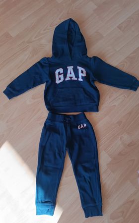 Gap/ Madchen / Training Anzug/ Hoodie + Hose/ Gr 98-104