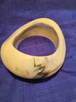 Vintage 60er Jahre grosser Kunstoff Armreif, Sammlerstück