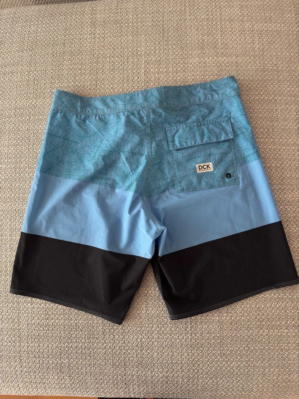 Pantaloni: Bad Shorts – Usato da Wetzikon ZH venduto da hypebeast 1