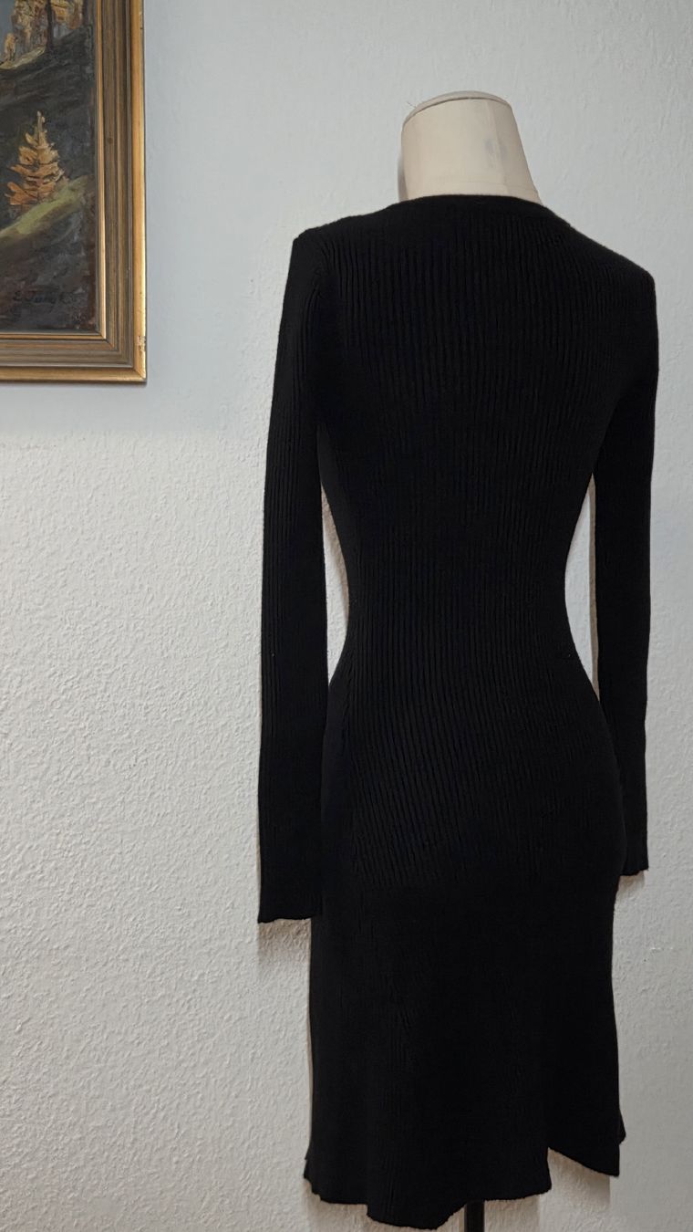 Zebra Vestiti: 2x figurbetonte Strickkleider, schwarz & rosa, S-M – Nuovo (secondo la descrizione) da Kreuzlingen venduto da MeinKleinesAtelier 5