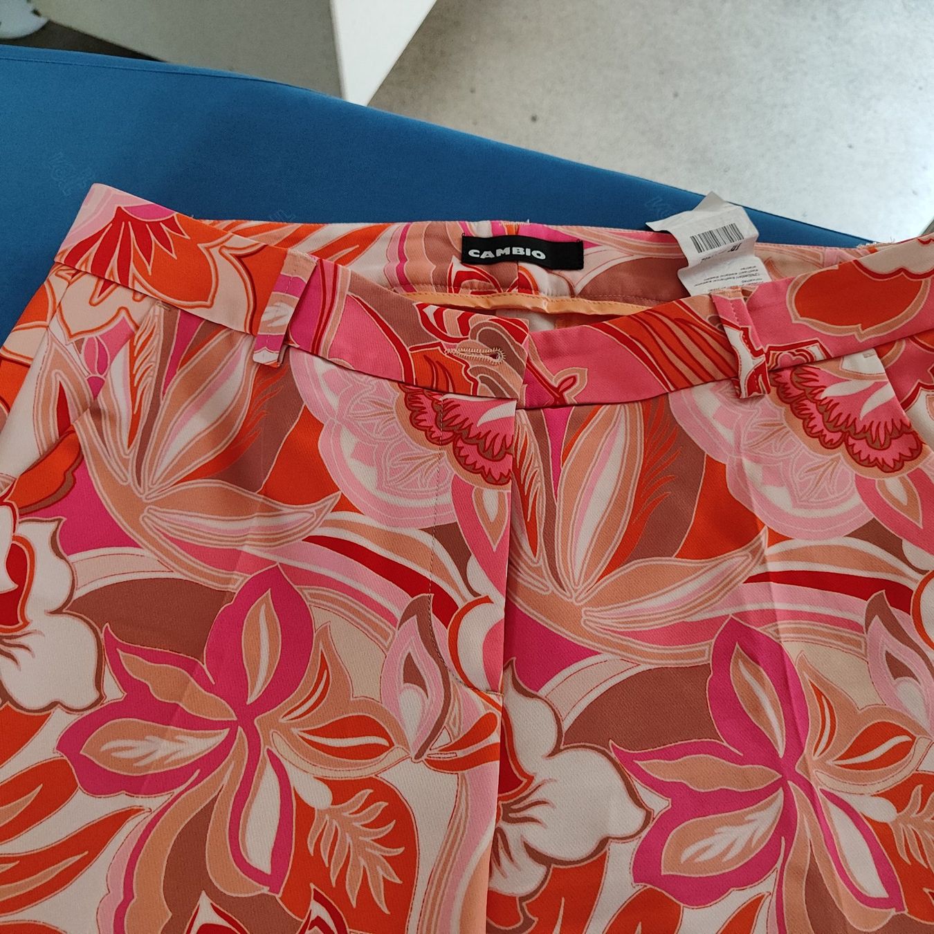 Cambio Pantaloni: CAMBIO Sommer Hose Gr 40 – Nuovo e nell'imballaggio originale da Langnau am Albis venduto da Judithsebi 1