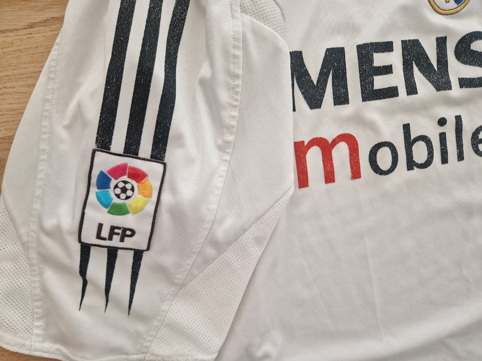 Adidas Leibchen & Hosen: Real Madrid Adidas Home Trikot 2004/2005 – Gebraucht aus Rheinfelden von nor_7mgz 5