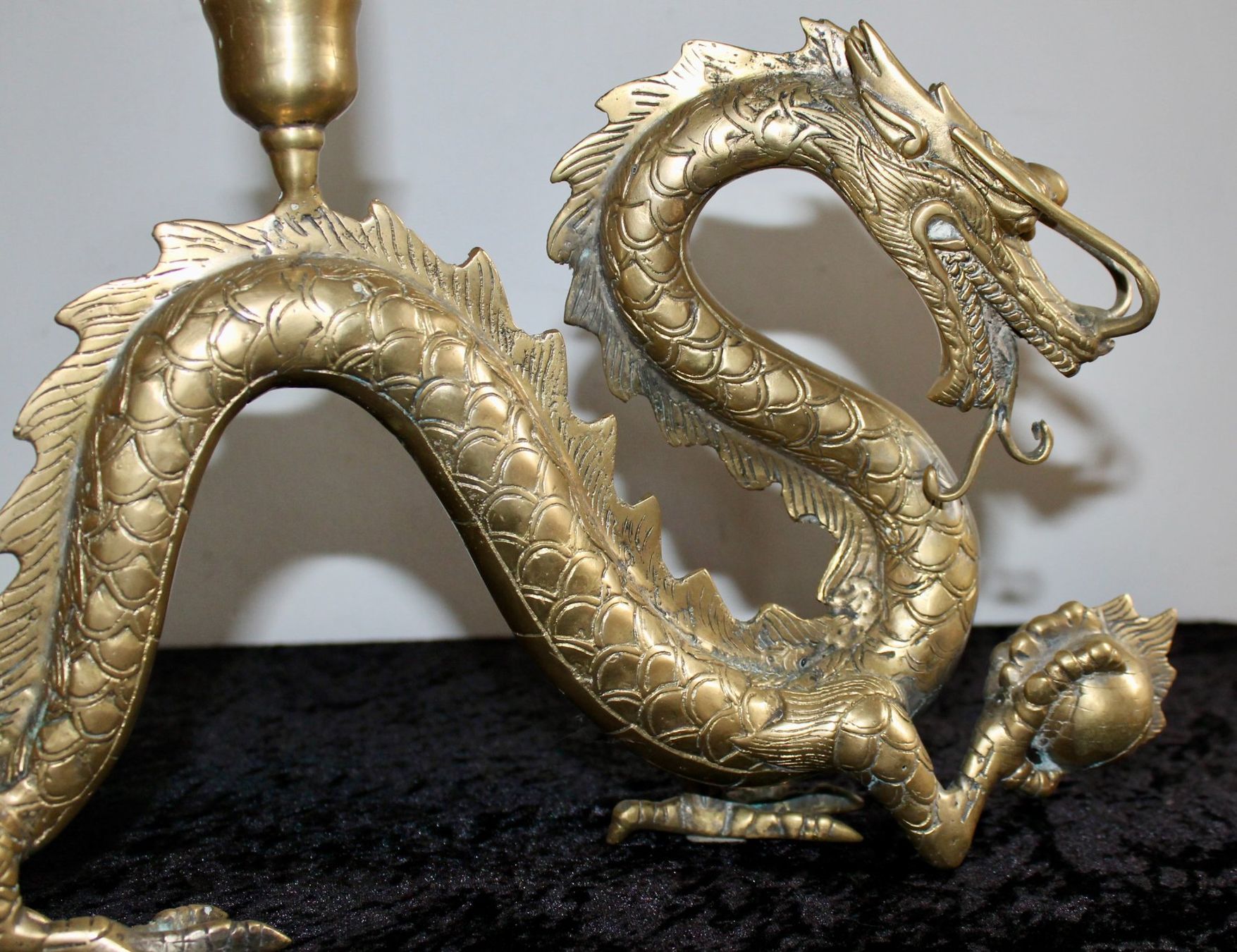 Statuette: WUNDERSCHÖNER MESSING-DRACHE (KERZENSTÄNDER) – Usato da Kirchlindach venduto da hekilida 1