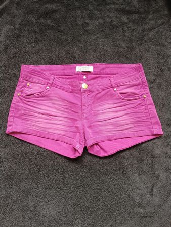 Shorts Sommer Farbe Magenta