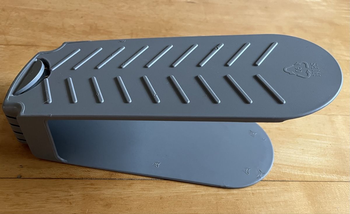 Allestimento di negozi e stand fieristici: Schuhorganizer/Schuhstapler platzsparend, 4Stk. – Usato da Muttenz venduto da Hilzestei
