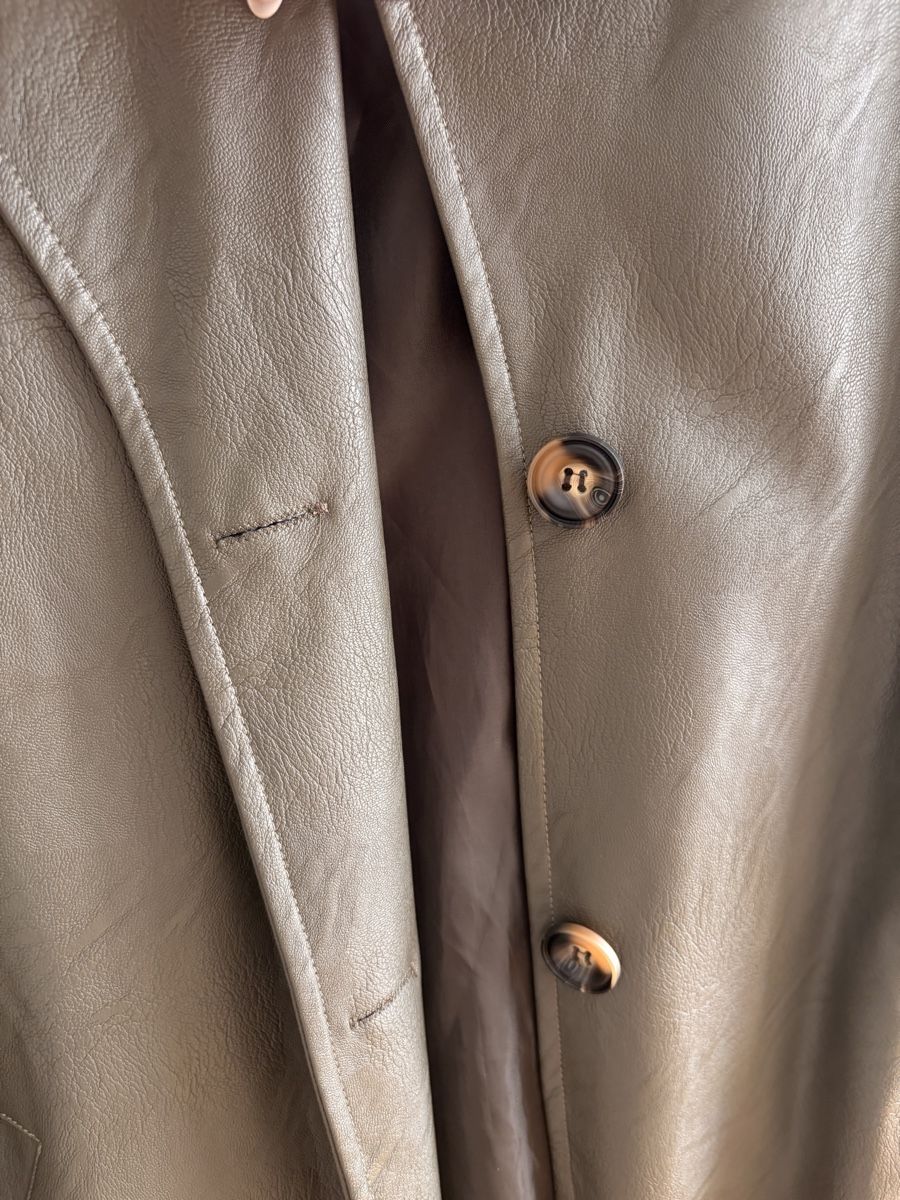 Cappotti: Ledermantel / Übergangsjacke olivegrün – Usato da Zürich venduto da viviennenevi 5