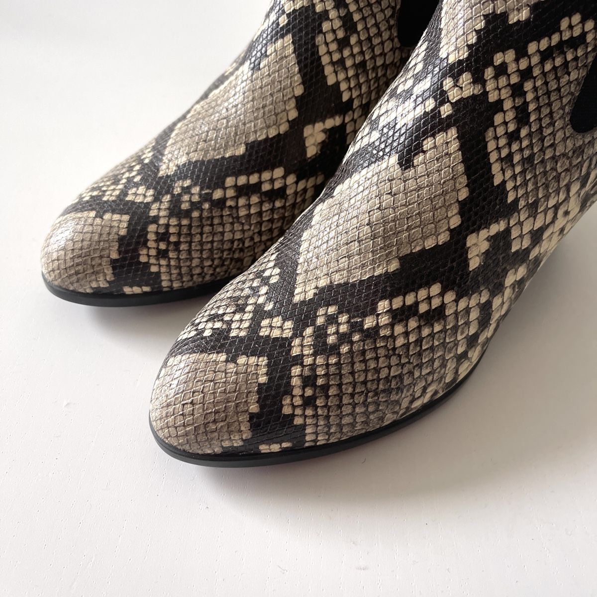 Hogan Scarpe da donna: HOGAN Boots – Usato da Emmen venduto da Avviivva_Com2023 4