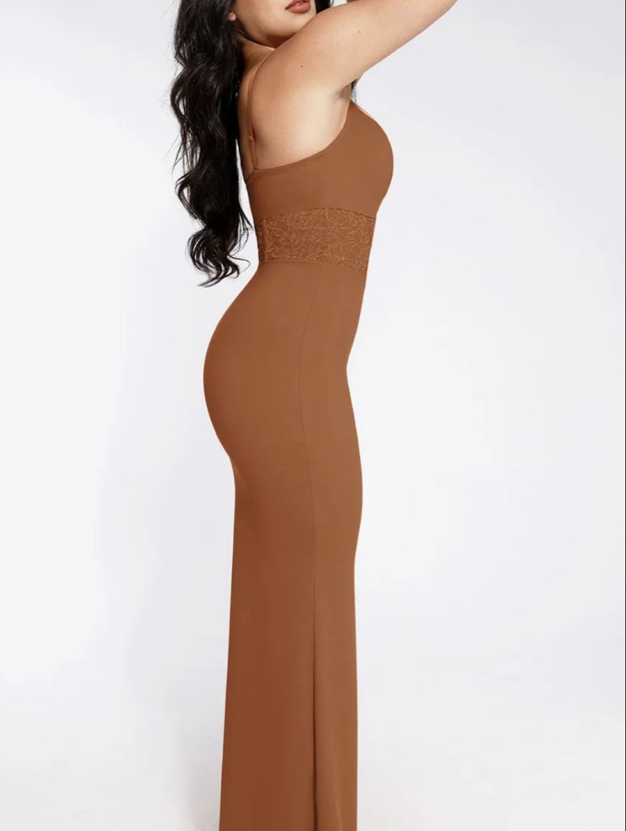Vestiti: Kleid mit integriertem Shapewear, Grösse S-M – Nuovo e nell'imballaggio originale da Ebikon venduto da her_82yr 2