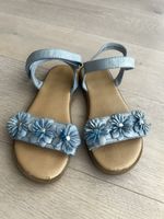 Mädchen-Sommersandalen mit Blumenapplikation, Größe 33