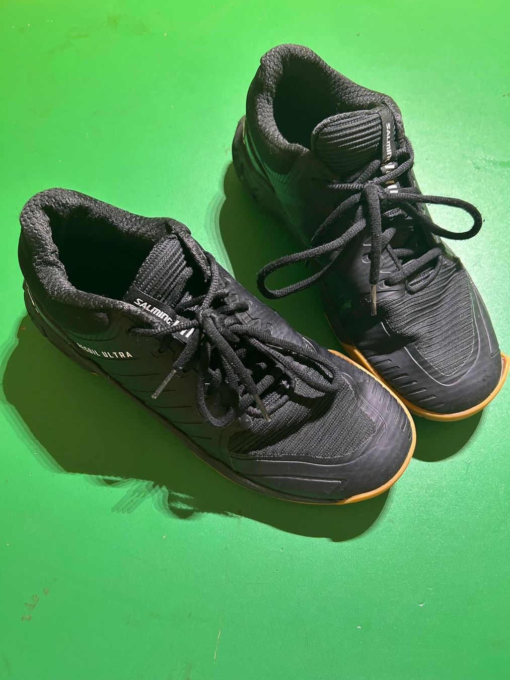 Scarpe da uomo: Salming Unihockey Hallenschuh 41 – Usato da Volketswil venduto da Leng0