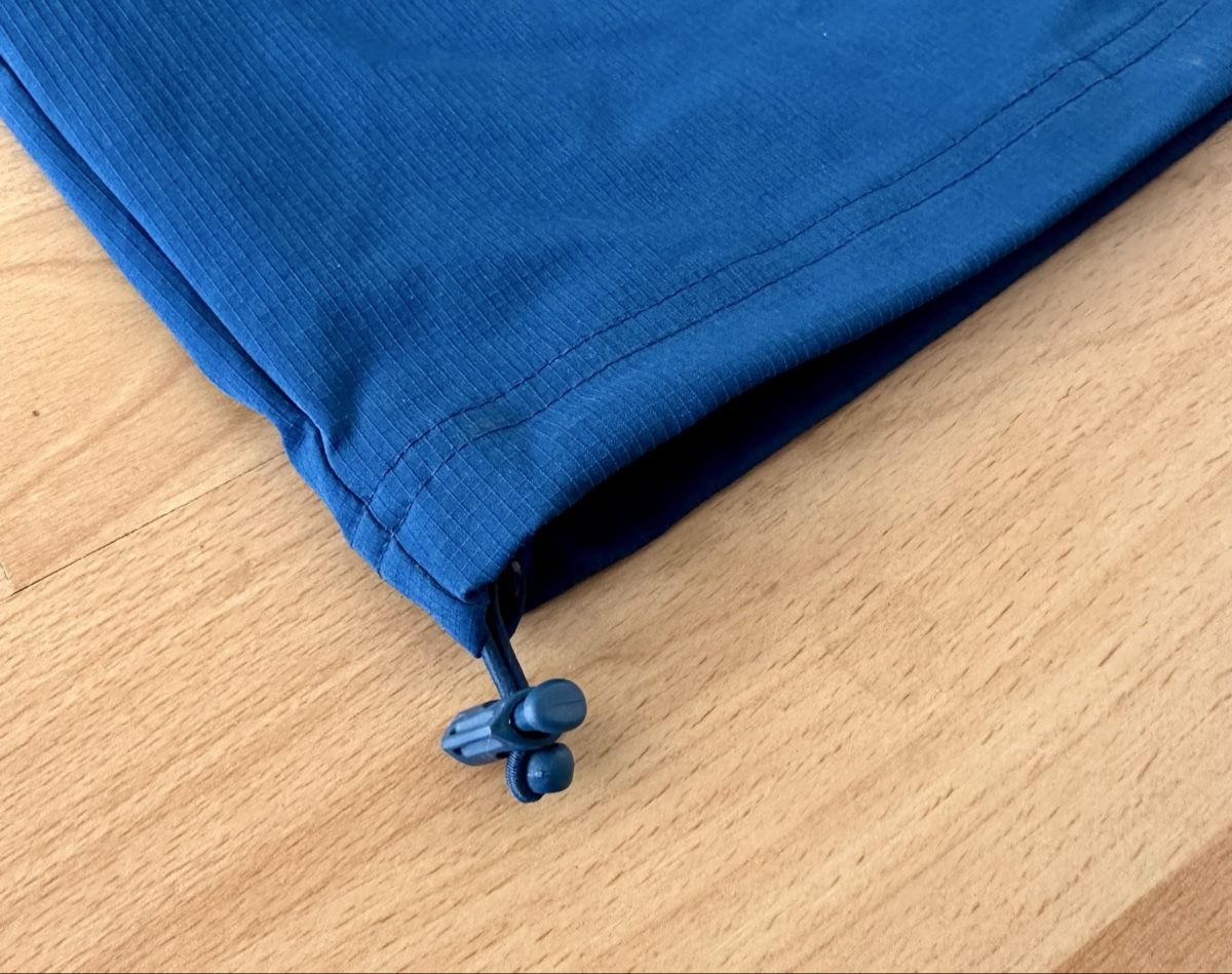 Pantaloni: Trekkinghose mit Zip-Off (L) – Usato da Benken SG venduto da SecondTreasure 3