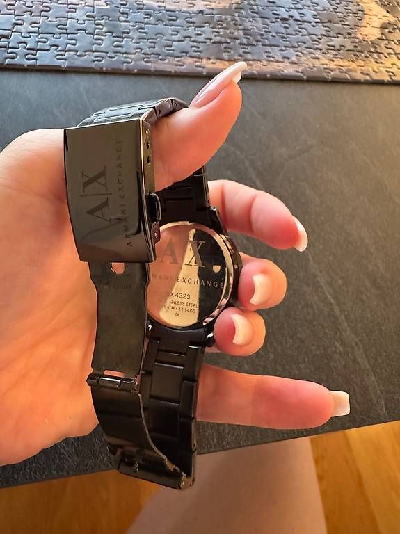 Orologi: Armani Exchange Uhr Schwarz – Usato da Pfäffikon SZ venduto da Melanie335 2