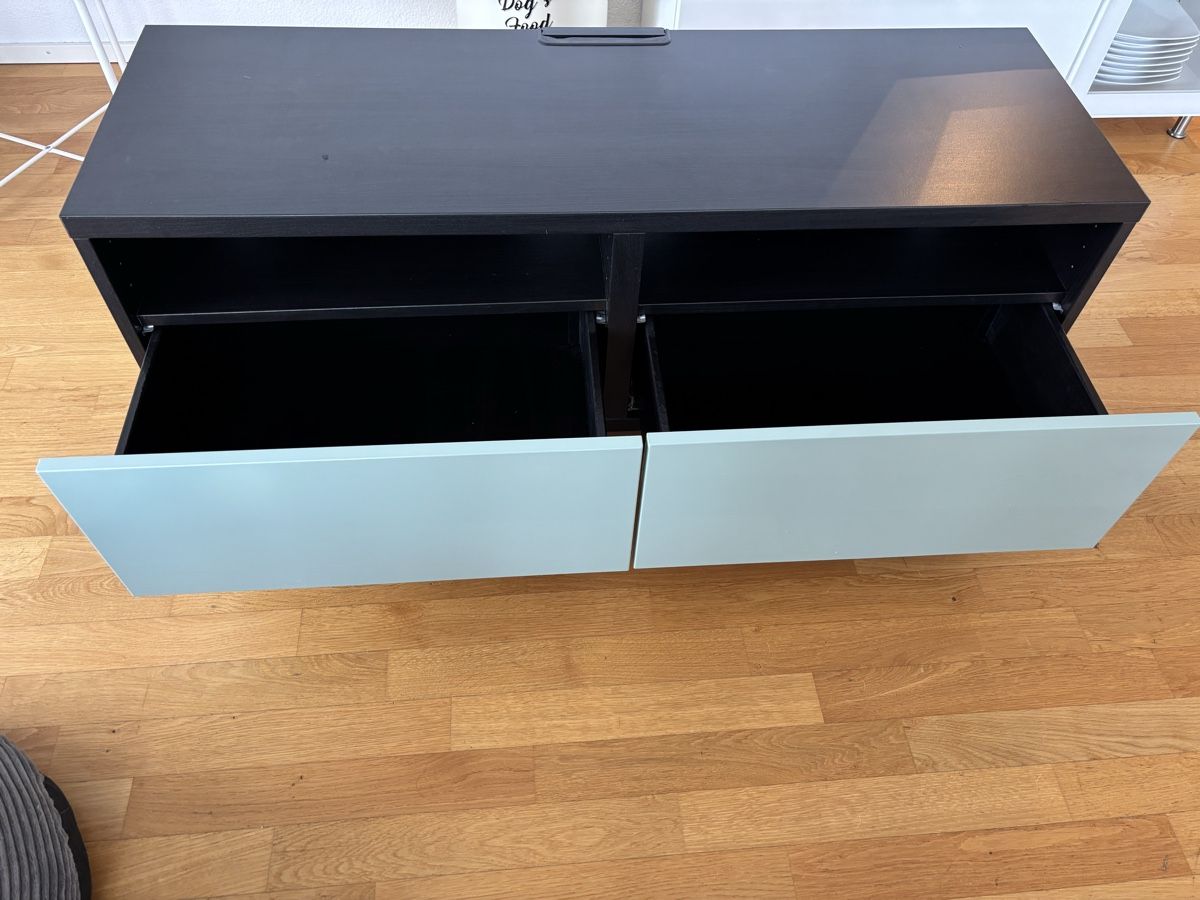 Ikea Meubles TV: Ikea Besta TV Board – D'occasion à Zürich par san_2rq2 2