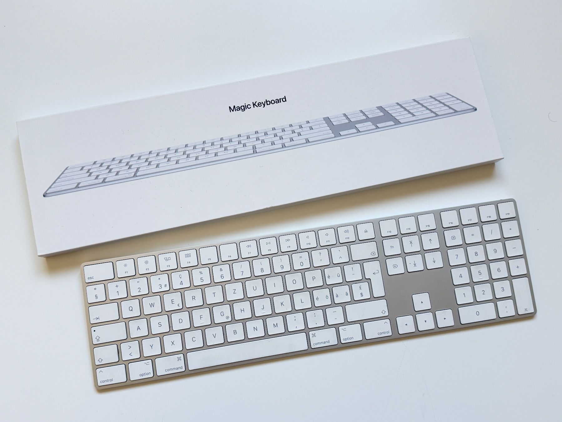 Apple Tastiere: Apple Magic Keyboard mit Ziffernblock – Usato da Zürich venduto da Milomondo