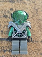 lego figurine sp030 Insectoids Zotaxian Alien -