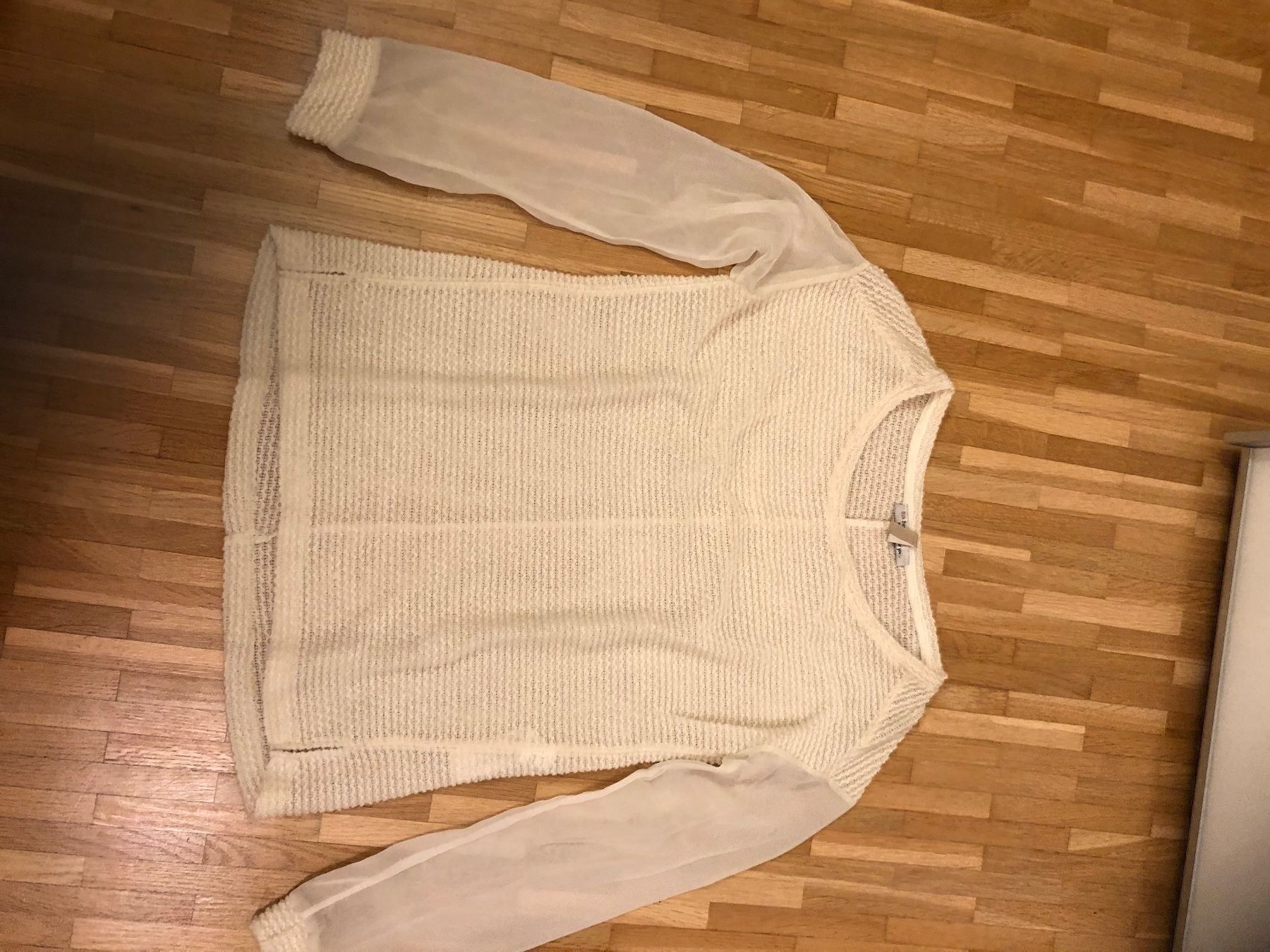 Pulls & Sweat-shirts: Pullover Grösse M – D'occasion à Lupsingen par sta_wgg5
