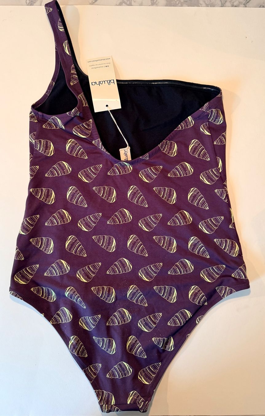 Badekleider & Bikinis: BLUSHA, Badekleid, Grösse 38, Farbe Violett mit Muster – Neu und originalverpackt aus Rudolfstetten von gst_g7xl 5