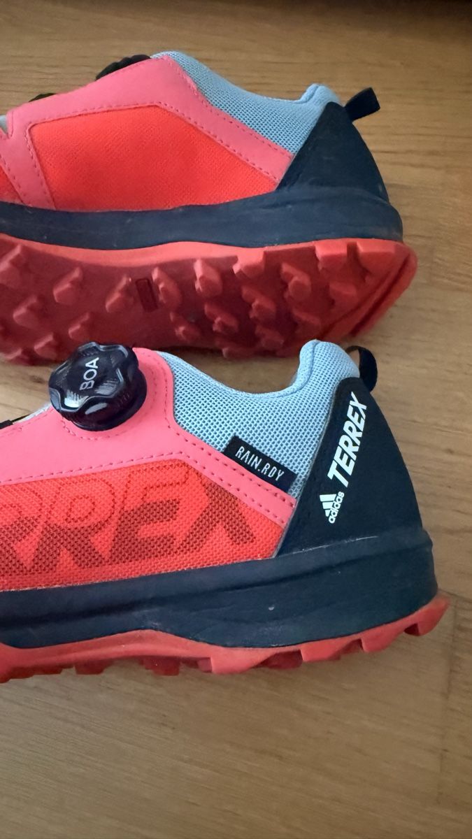 Adidas Scarpe da uomo: Adidas Terrex Wanderschuhe Boa Grösse 38  – Usato da St. Gallen venduto da SYu_1122 1