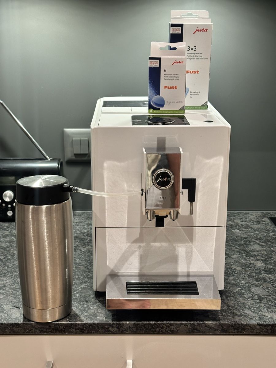 Jura Kaffeemaschinen & Espressomaschinen: Jura A 700  – Gebraucht aus Bern von AliceHo