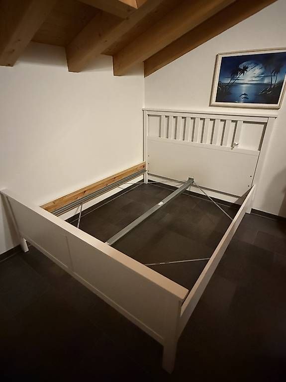 Betten: IKEA Bettgestell 160x200 – Gebraucht aus Grindelwald von kwi_jzh6