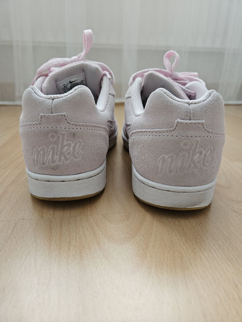 Nike Damenschuhe: Nike Sneaker – Gebraucht aus huttwil von care.b 4
