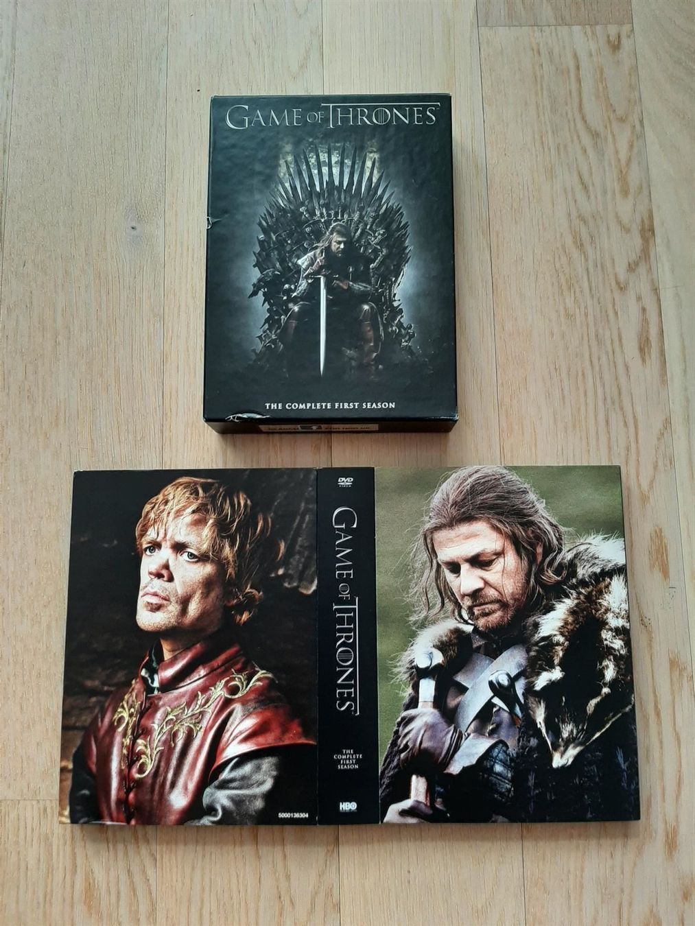 Tutti i DVDs: Game of Thrones Complete First Season – Usato da Affoltern am Albis venduto da Sabinezc