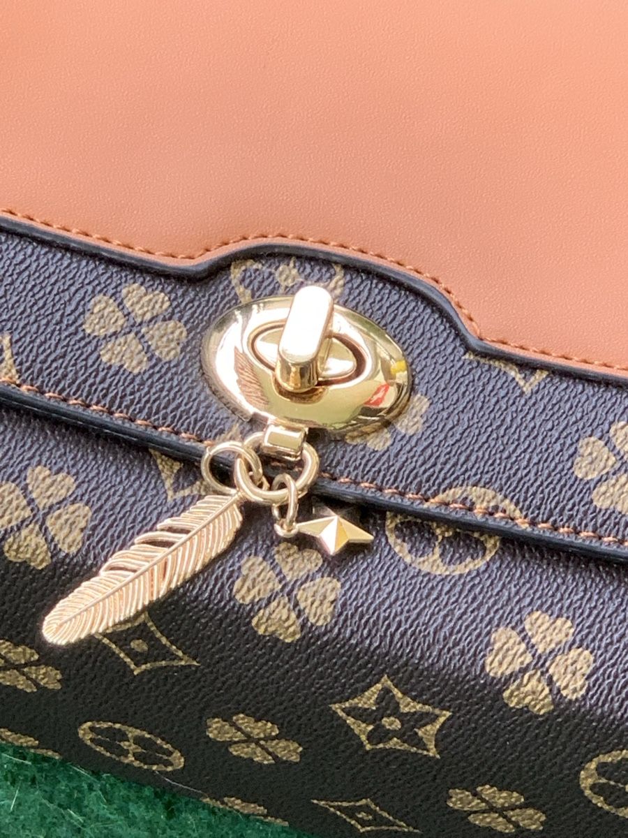 Borse da donna: HANDTASCHE & GÜRTEL  – Usato da Wangen b. Olten venduto da Finolino28 6
