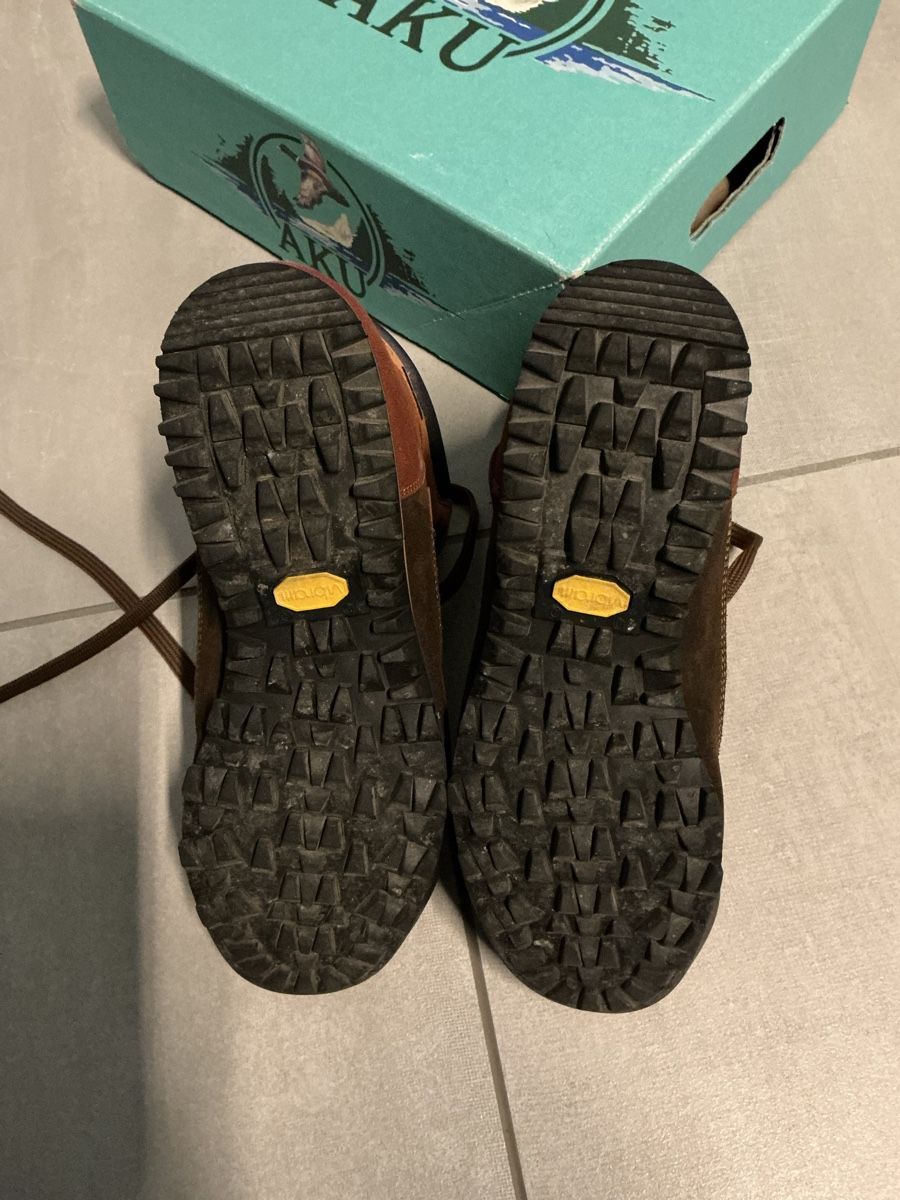 Damenschuhe: Scarponi Aku – Gebraucht aus Cadenazzo von bor_5v5k 1