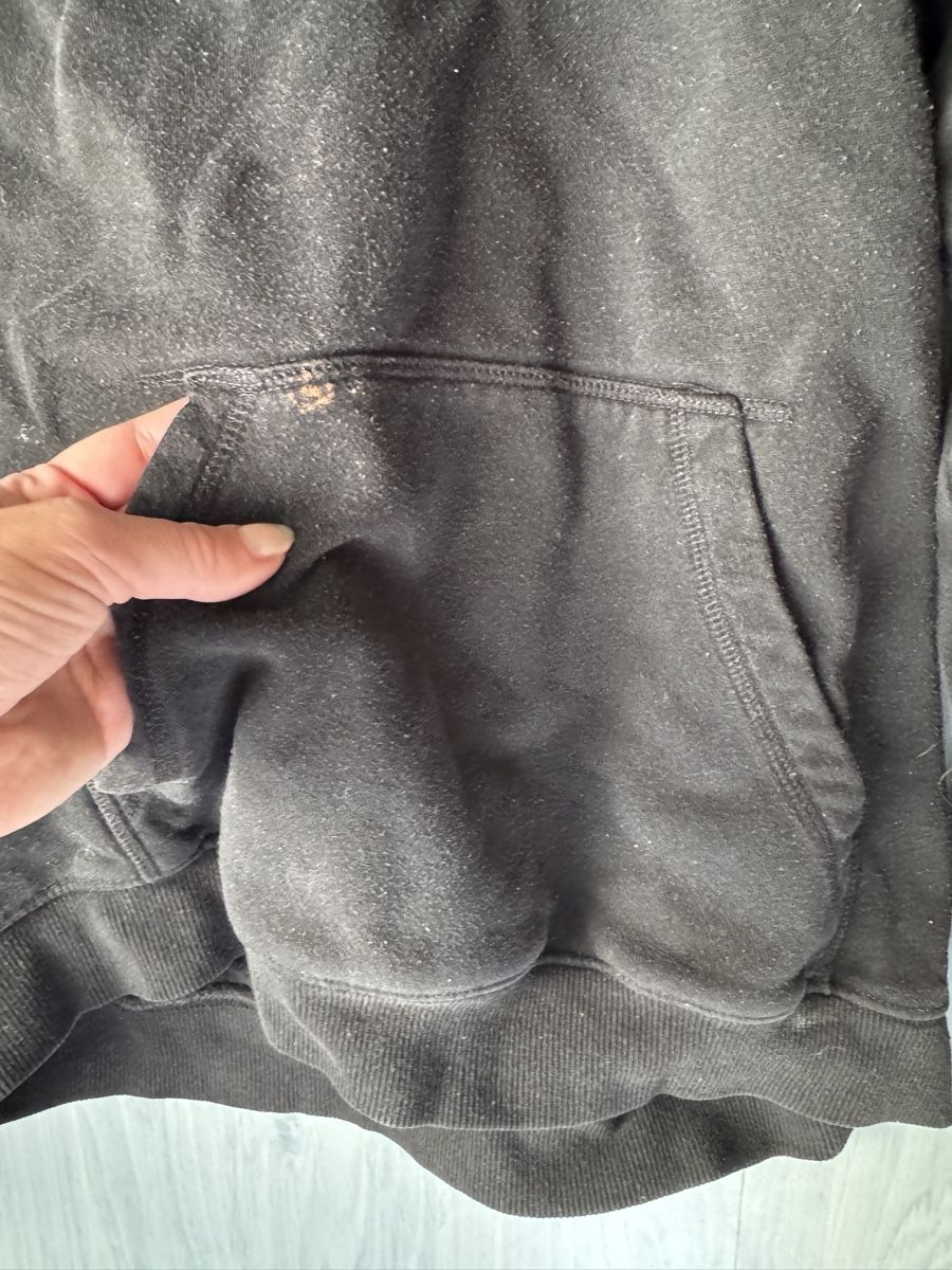 Maglioni & Felpe: Schwarzer Hoodie, Grösse XS – Usato da Wallisellen venduto da car_w72g 2