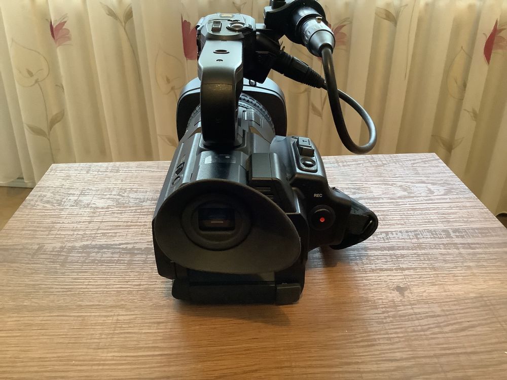 JVC GYHM170E Videokamera 4K Kaufen auf Ricardo