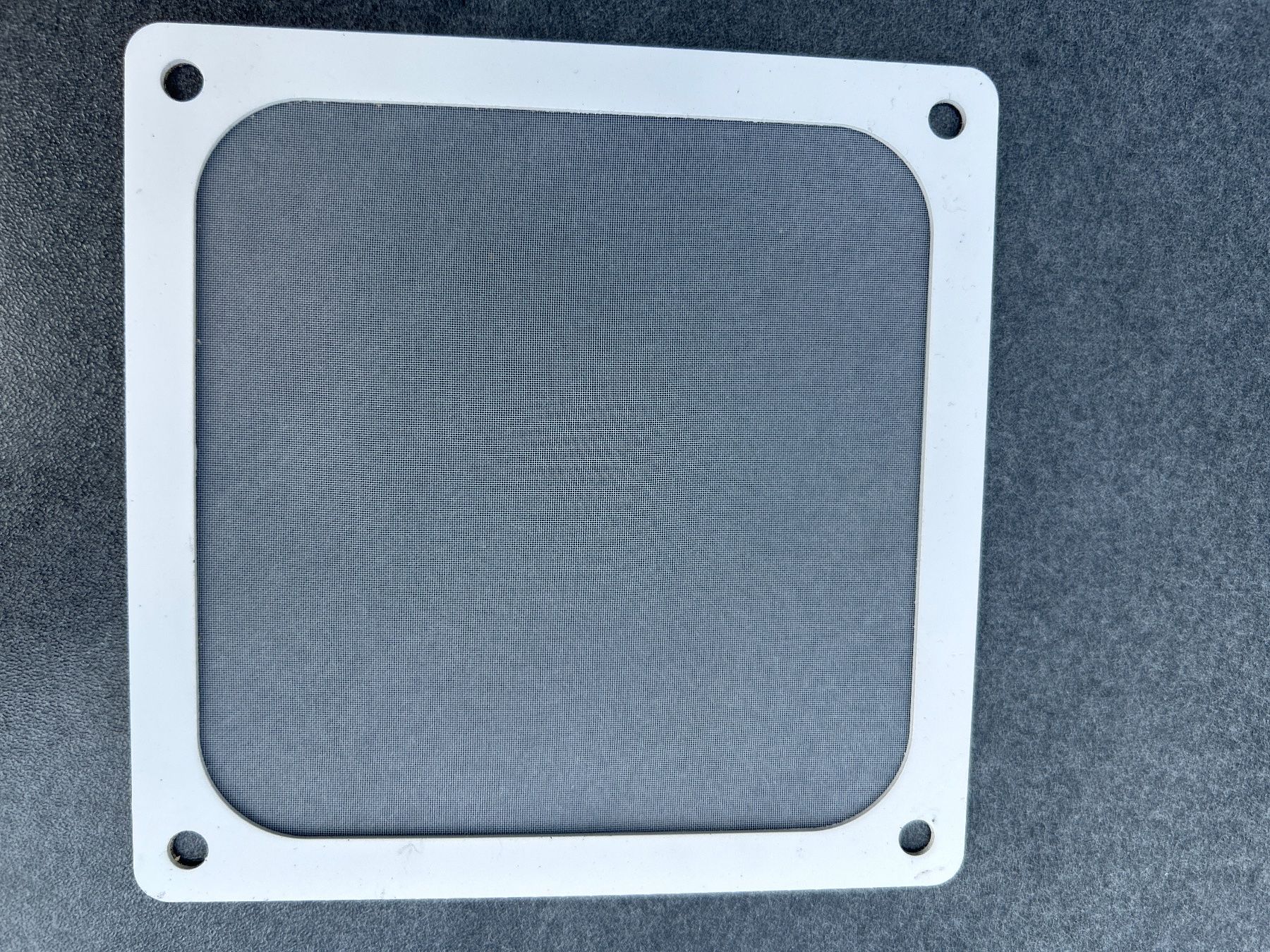 Custodie: Silverstone Lüfterfilter – Usato da Bassersdorf venduto da Winti8406