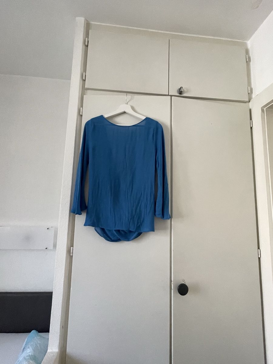 Zara Camicette: Chemisier Zara Basic bleu drapé, taille L, parfait état! – Nuovo (secondo la descrizione) da Lausanne venduto da LILI0125 3