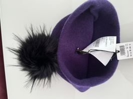 MarccainLeicht gewalkte Mütze mit Fun Fur Pompon N3