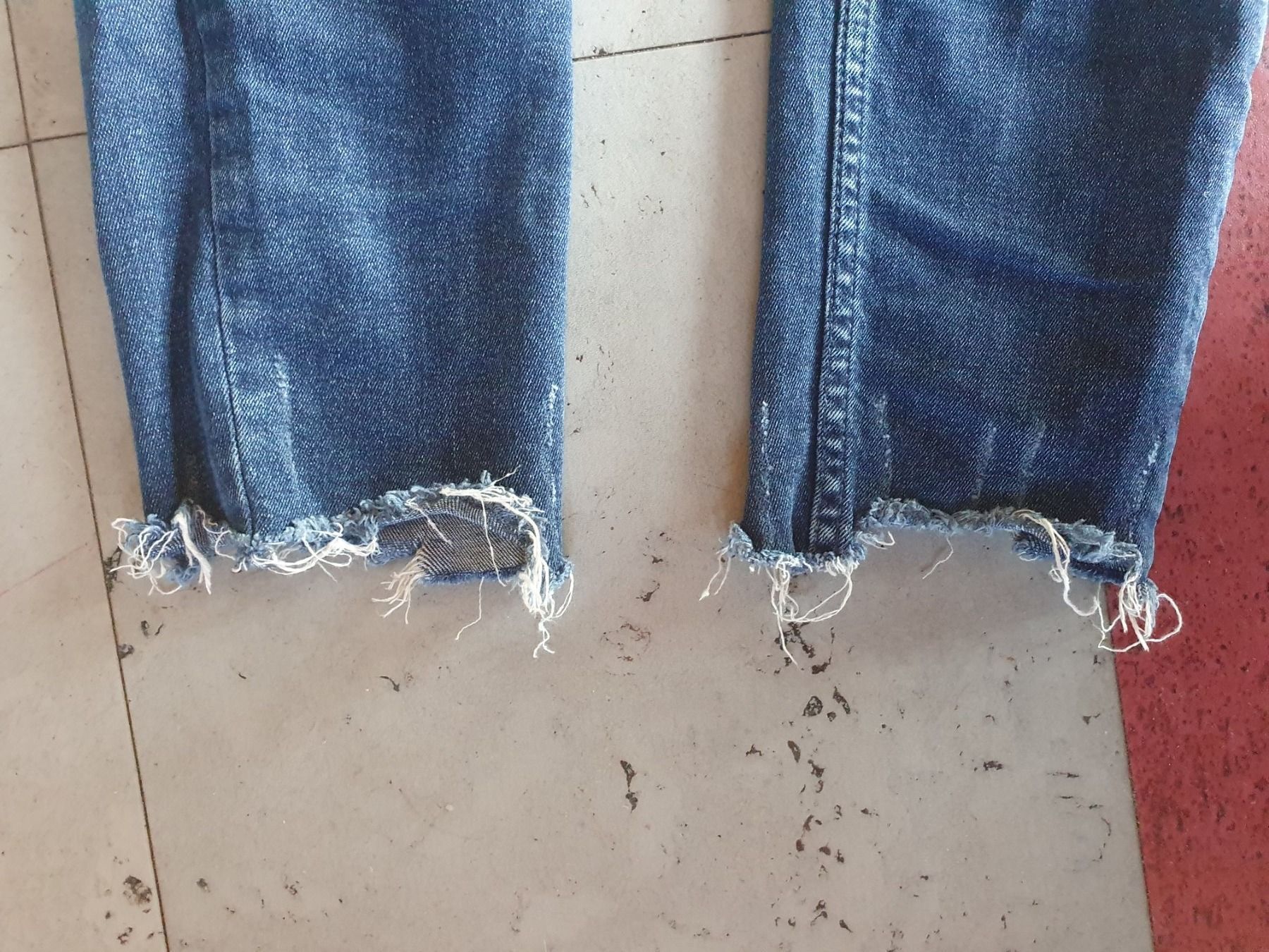 Jeans: Jeans – Gebraucht aus Moosseedorf von Sonnenschein.. 3