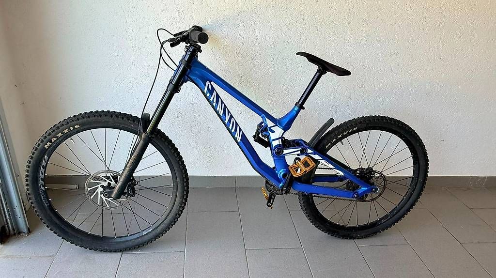 Canyon Biciclette: Canyon DH-freeride bike – Usato da Arzier venduto da dan_k82y 1